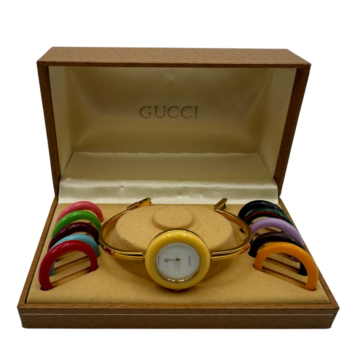 Gucci Wristwatch with 11 Interchangeable Bezels