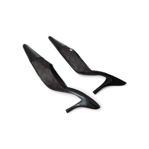 Chanel Coco Mark Travel Line SS 04 Heels